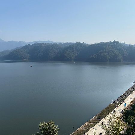 Tranquil Water Guest House Pokhara Exterior foto