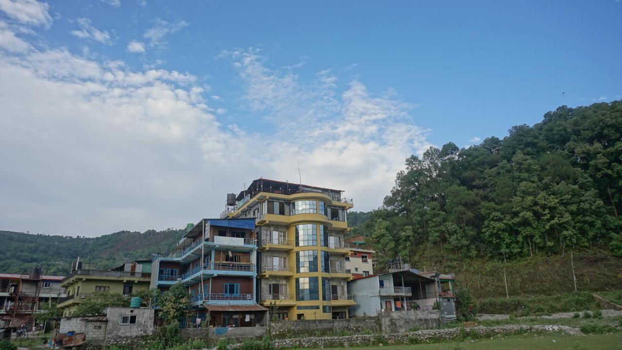 Tranquil Water Guest House Pokhara Exterior foto