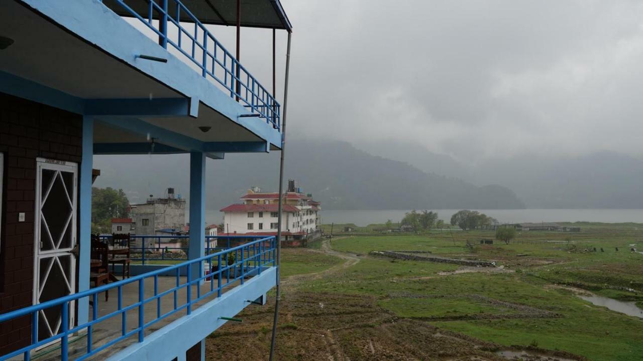 Tranquil Water Guest House Pokhara Exterior foto